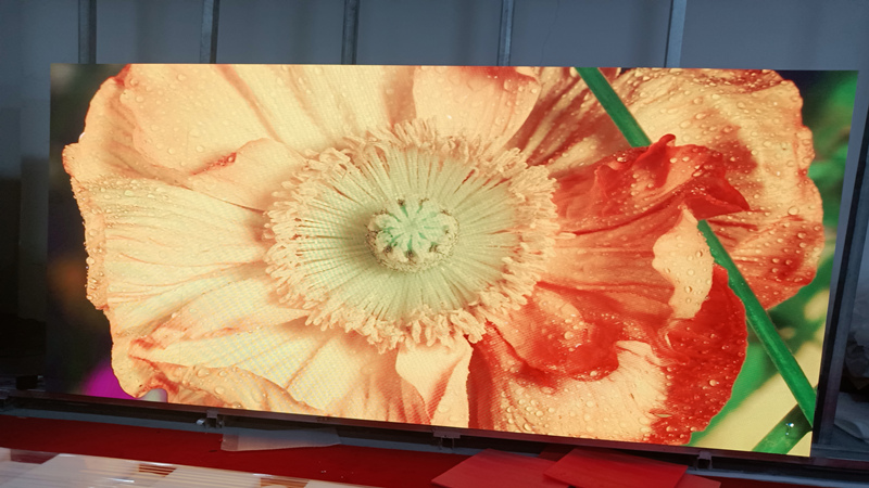 small pixel pitch led screens